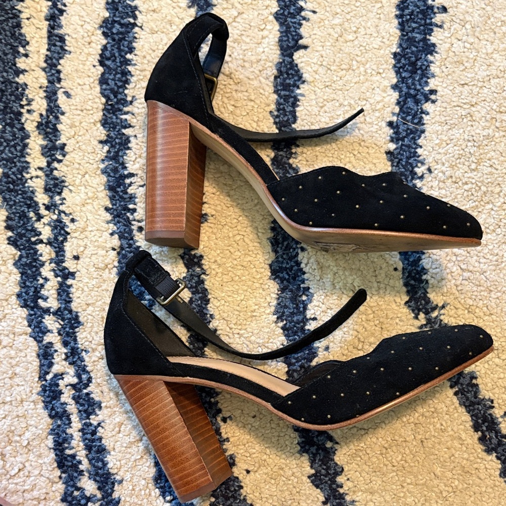 Soludos Elegant Black Suede Studded Women's Block Heels - Picture 3 of 5